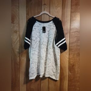 nwt torrid shirt size 3